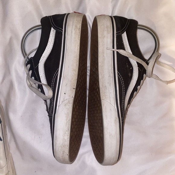 VAN OLD SKOOL BLACK WHITE STRIPE SUEDE LOW TOP SNEAKER Women SIZE 8 M - Picture 3 of 11